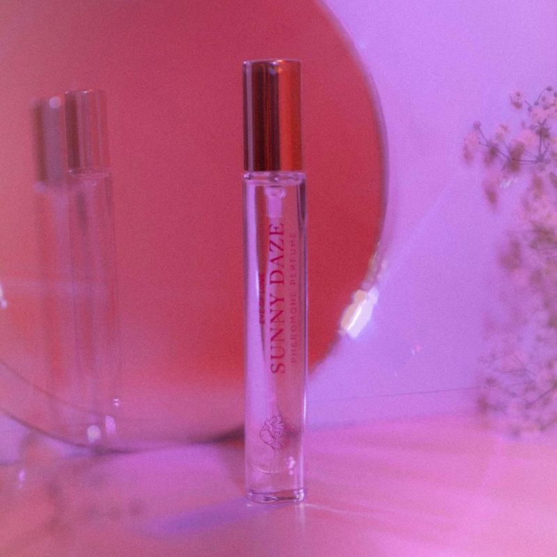 Bloom Pheromone Body Spray Sunny Daze Attract Him 10ml - Silk and Sin