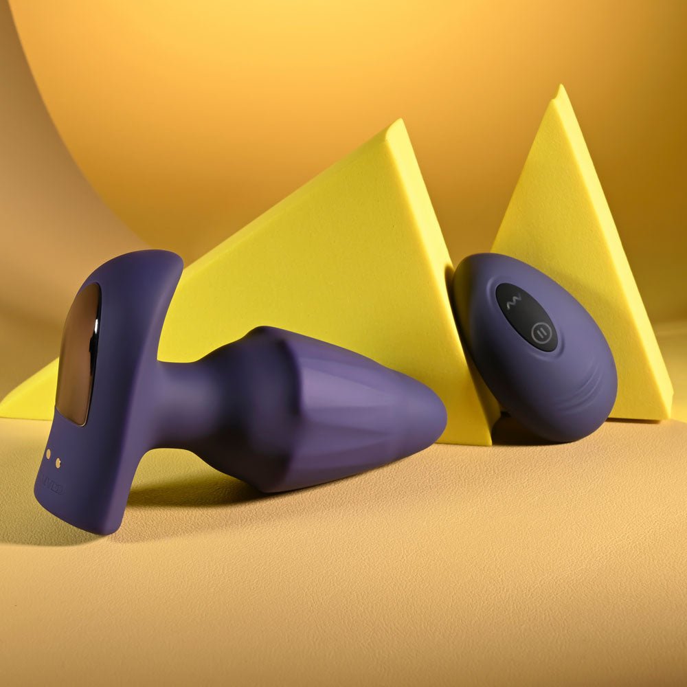 Evolved STARBURST - Purple 10.1 cm USB Rechargeable Vibrating Butt Plug with Wireless Remote - Silk and Sin