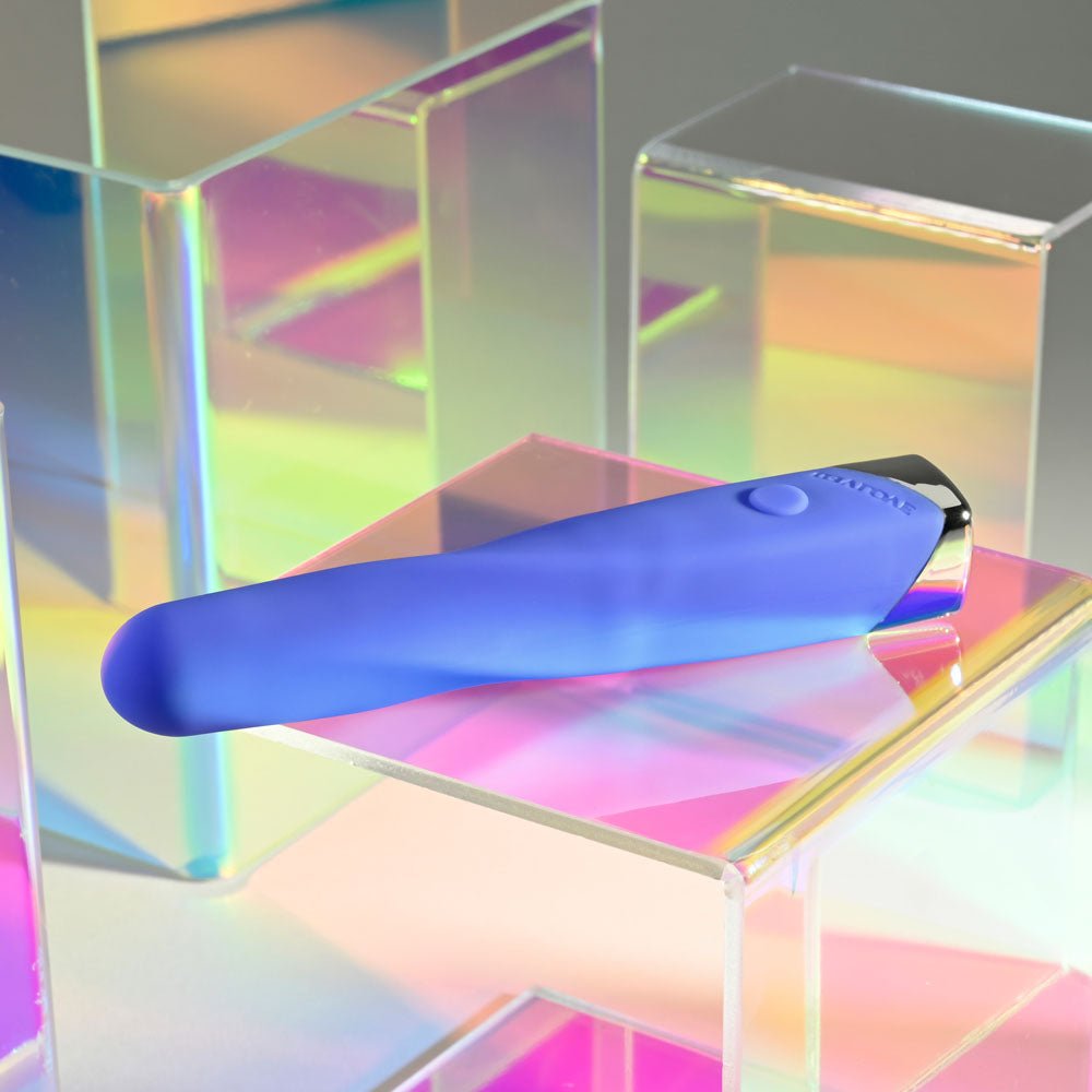 Evolved TWISTED TEMPTATION - Blue 12 cm USB Rechargeable Bullet - Silk and Sin