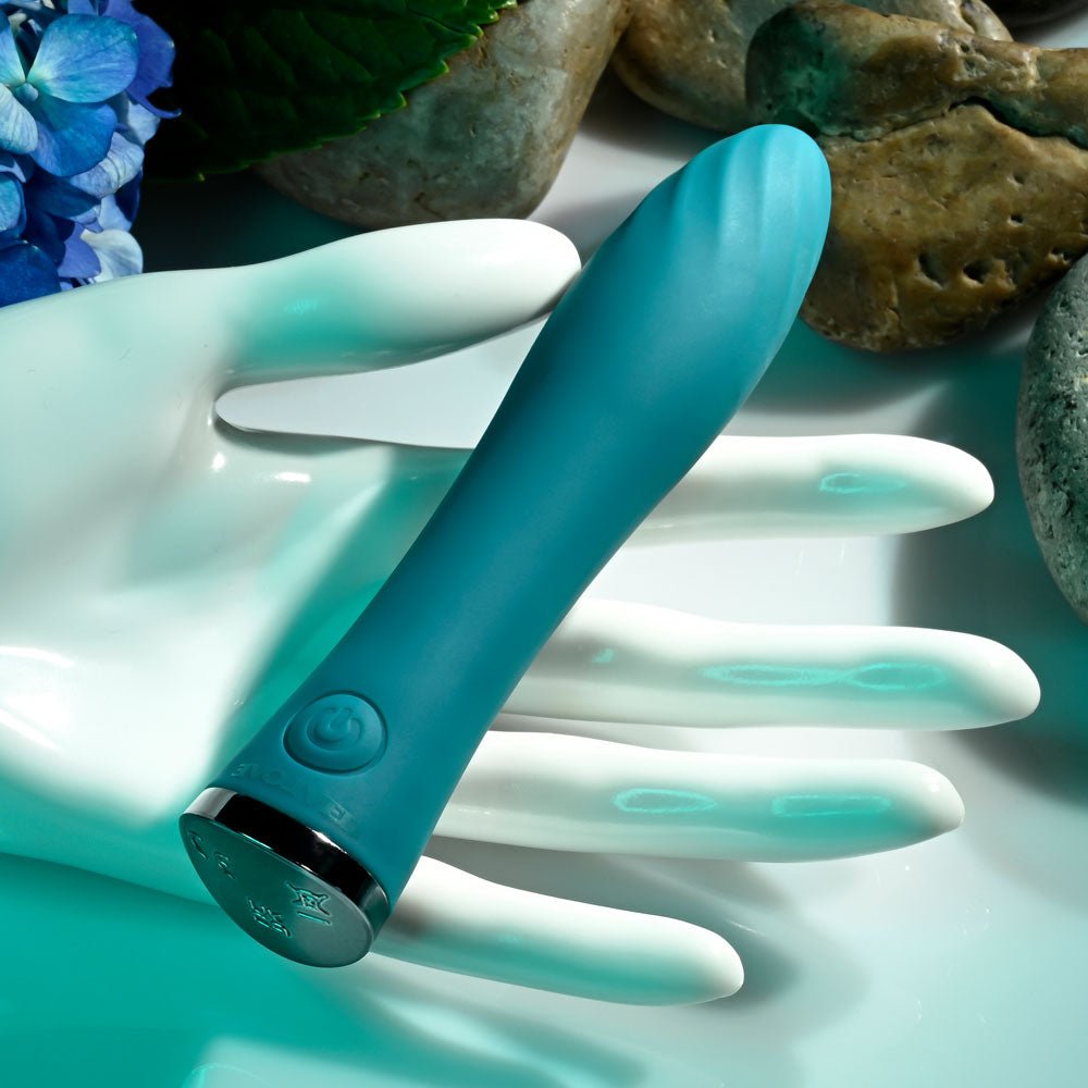 Evolved ULTRA WAVE - Blue 13 cm USB Rechargeable Mini Vibrator - Silk and Sin
