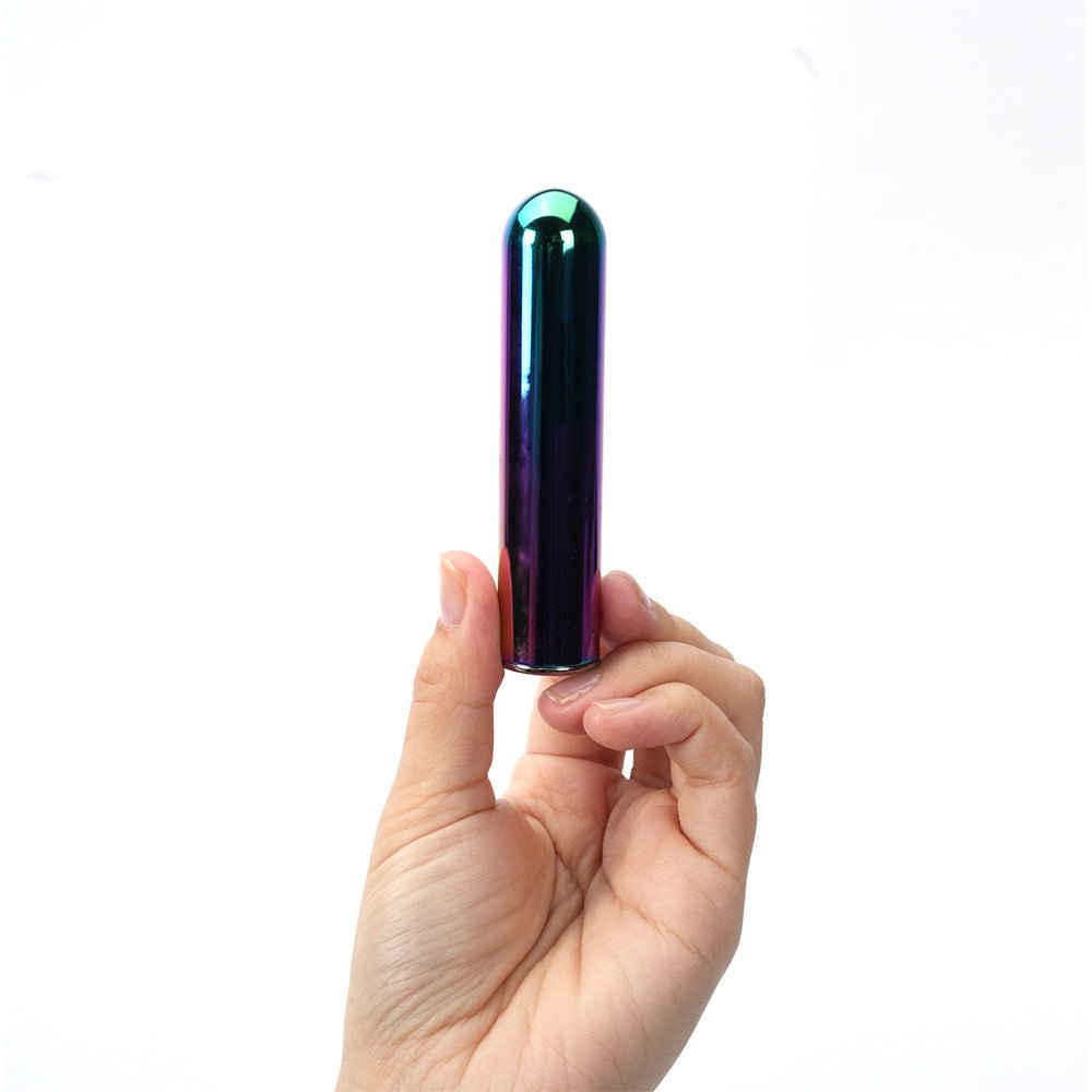Maia COSMO - Metallic Coloured 8.9 cm USB Rechargeable Bullet - Silk and Sin