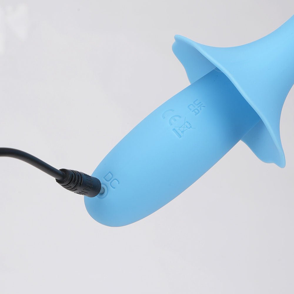 Maia SIENNA - Blue - Blue 15.2 cm USB Rechargeable Fluttering Bullet - Silk and Sin