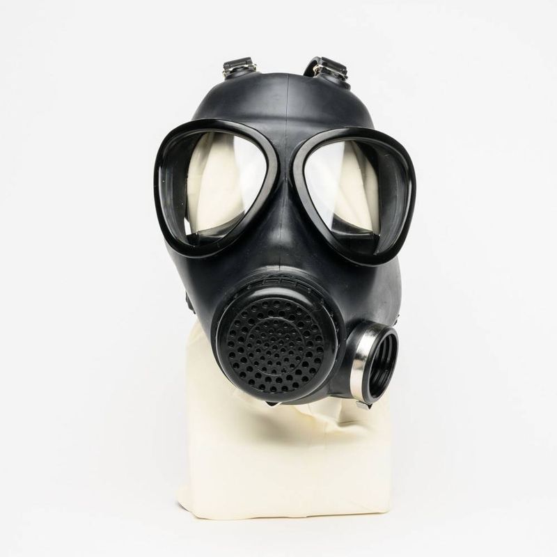 Military Adjustable Strap Rubber Gas Mask - Silk and Sin