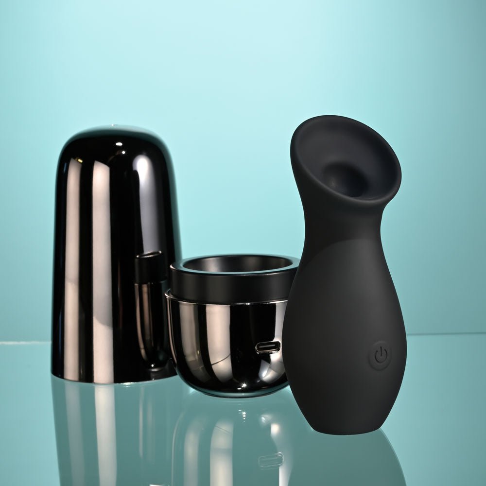 Playboy Pleasure THE JET SET - SUCKER - Black 10.3 cm Sucking Stimulator with Rechargeable Charging Case - silkandsin