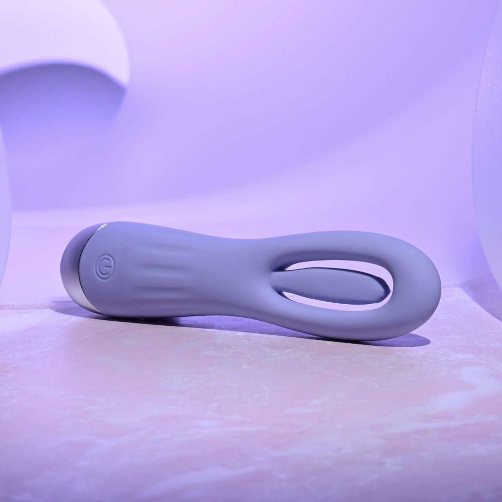 Selopa IN A FLAP - Purple 15 cm USB Rechargeable Flicking Stimulator - silkandsin