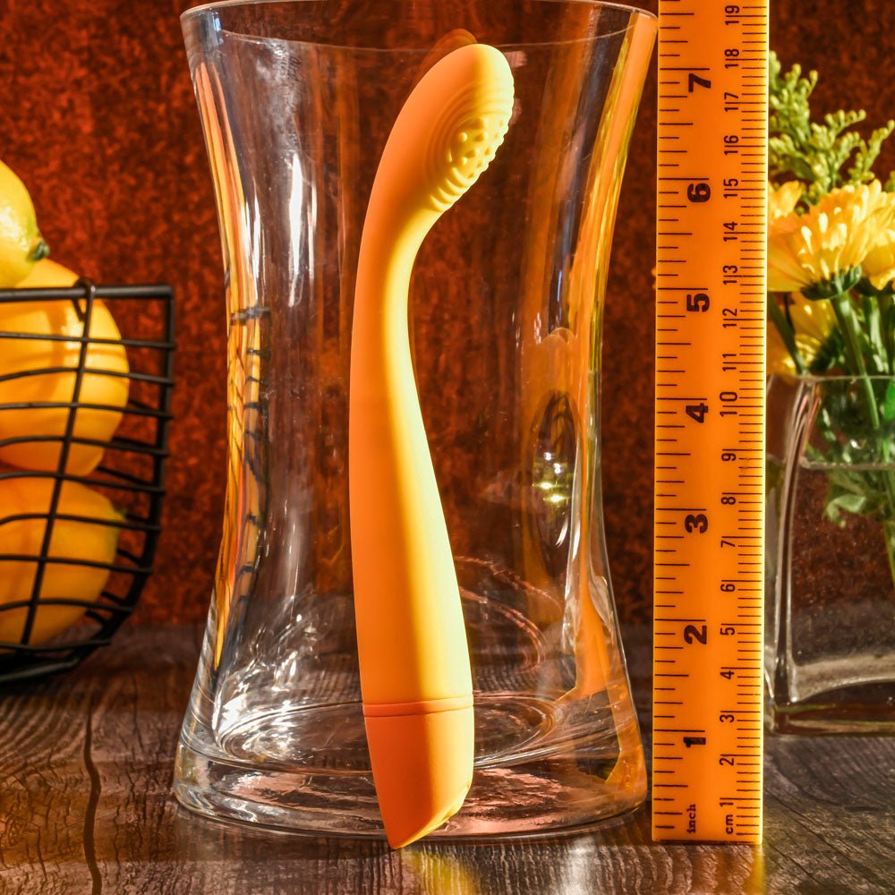 Selopa LEMON SQUEEZE - Yellow 18.4 cm USB Rechargeable Vibrator - silkandsin