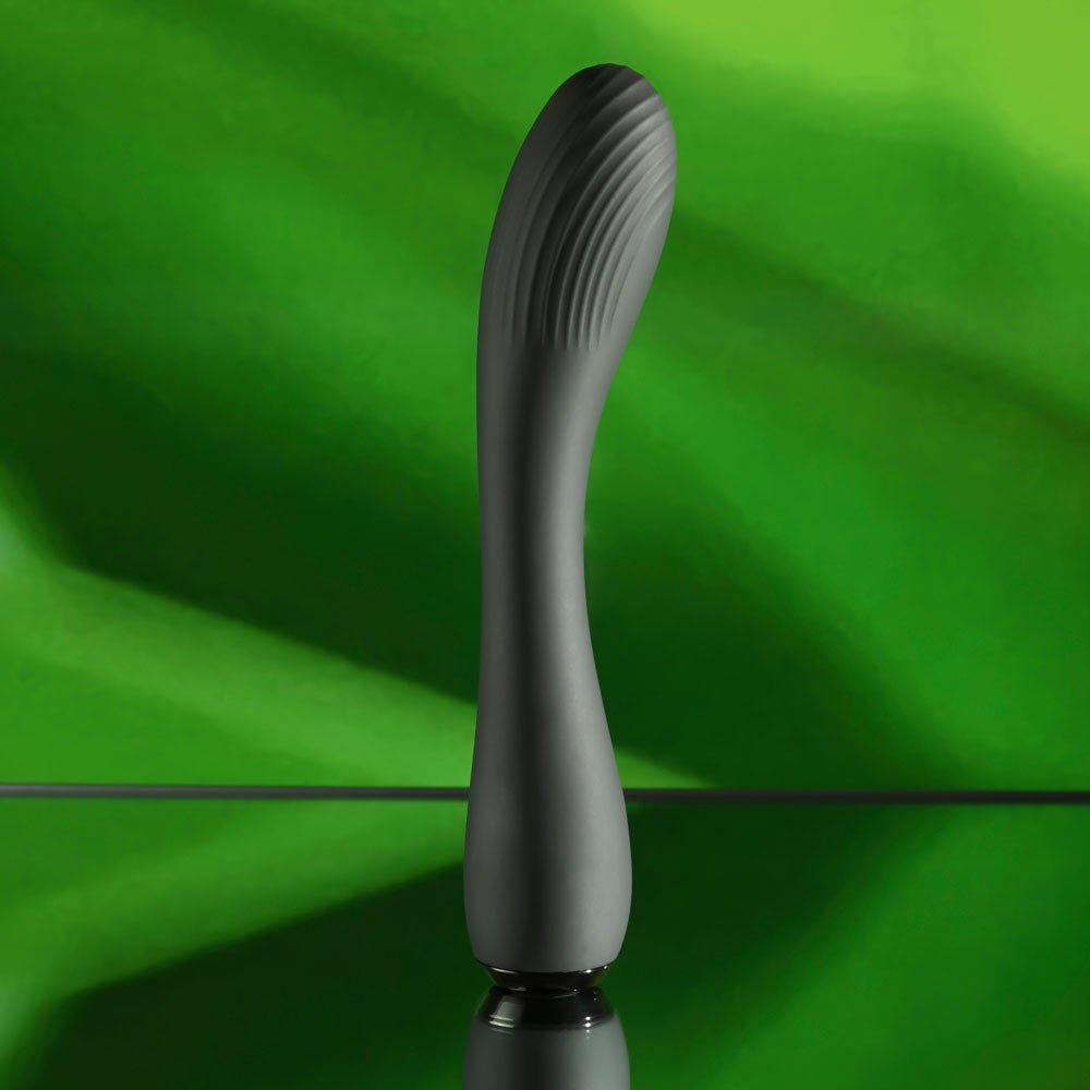 Selopa MIDNIGHT MAGIC - Black 20.2 cm USB Rechargeable Vibrator - silkandsin