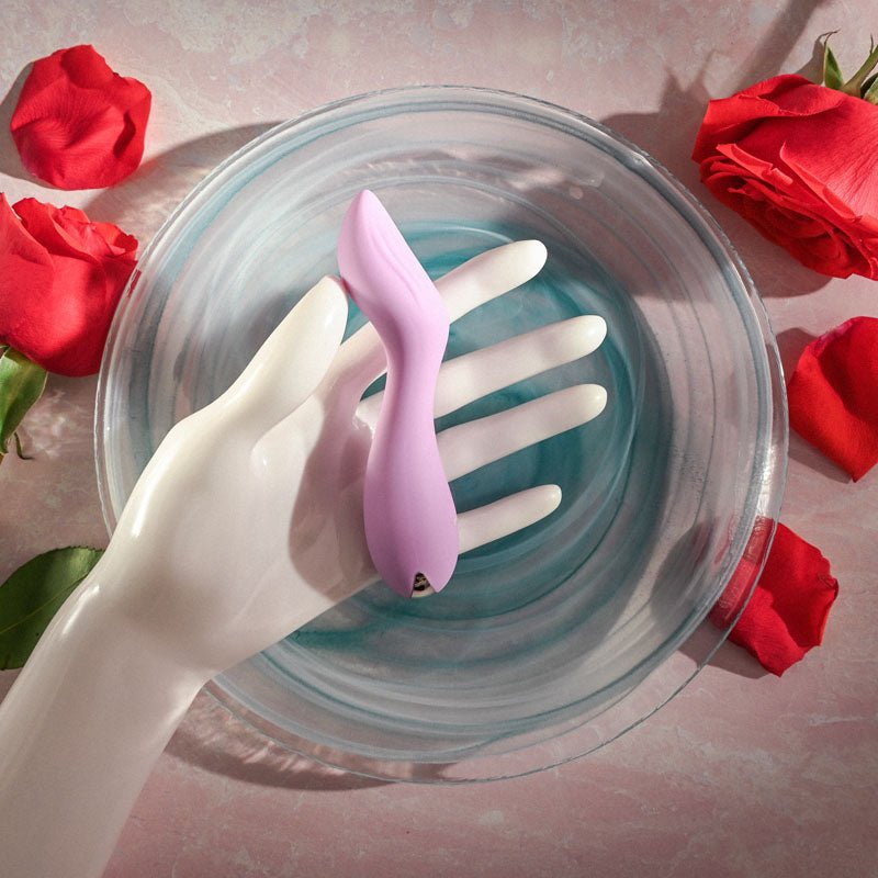 Evolved LILAC G - Lilac 11.5 cm USB Rechargeable Mini Vibrator - Silk and Sin