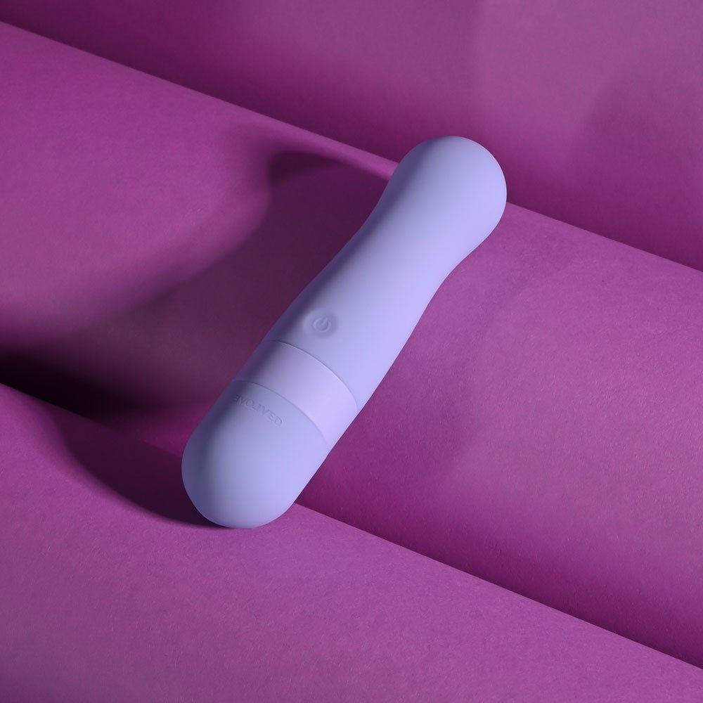 Evolved SQUISHY BULLET - Purple 11 cm USB Rechargeable Bullet - Silk and Sin