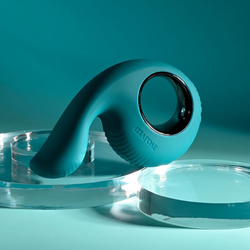 Evolved THUMBS UP - Green USB Rechargeable Stimulator - Silk and Sin