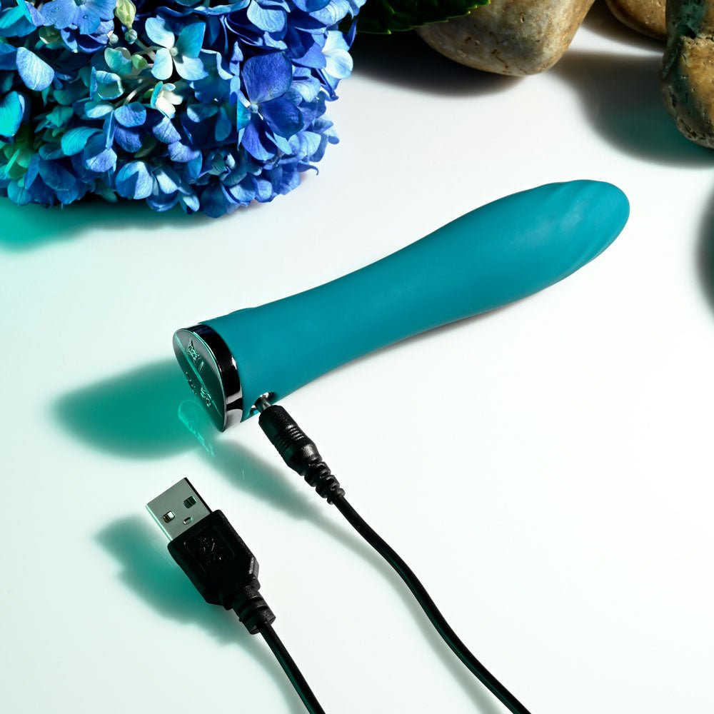 Evolved ULTRA WAVE - Blue 13 cm USB Rechargeable Mini Vibrator - Silk and Sin