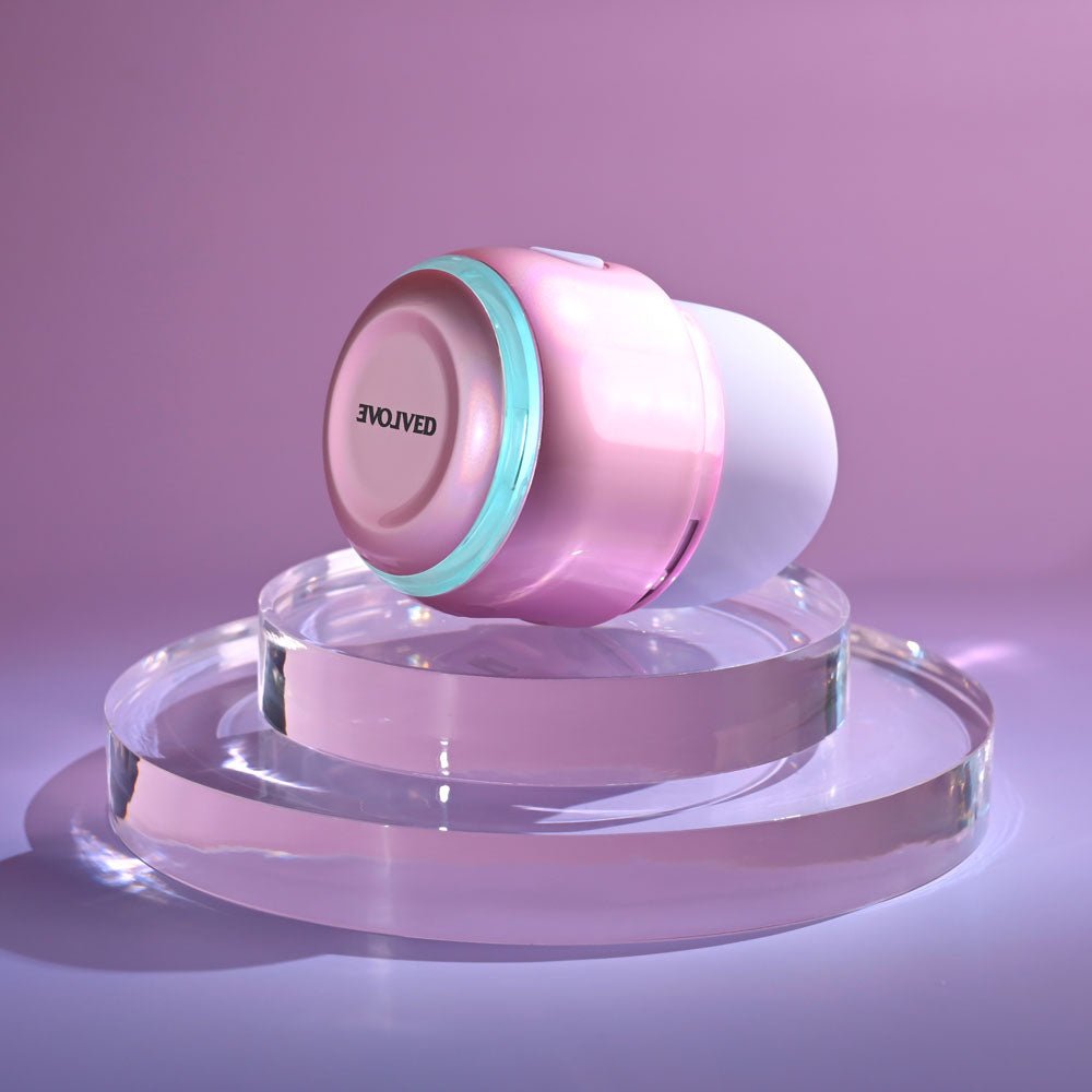 Evolved VACATION VIBES - TAPPING - Pink 8.5 cm USB Rechargeable Tapping Stimulator - Silk and Sin