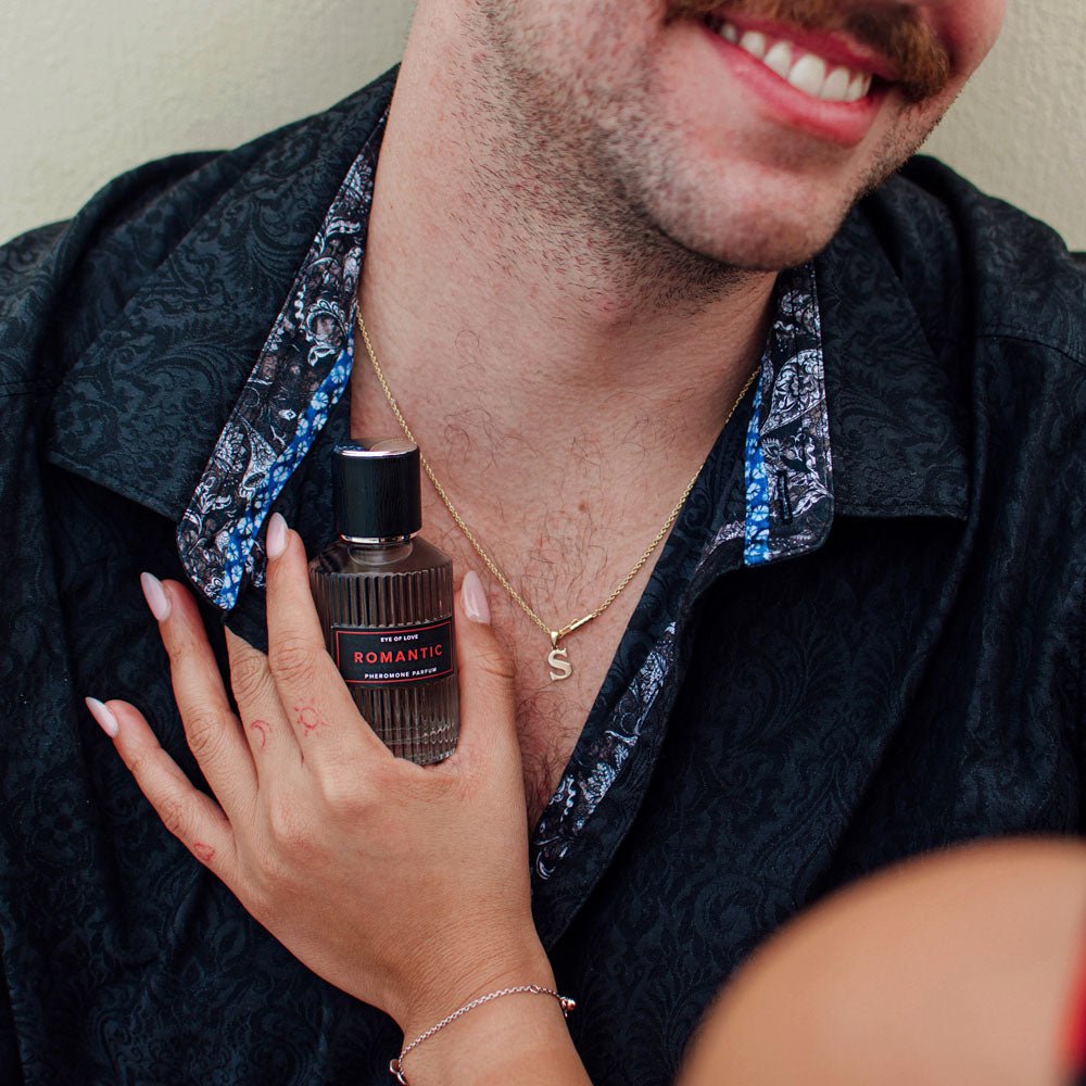 Eye Of Love Romantic Pheromone Cologne - 50 ml - Sandalwood Scented Pheromone Cologne for Men to attract Women - 50 ml Spray - Silk and Sin