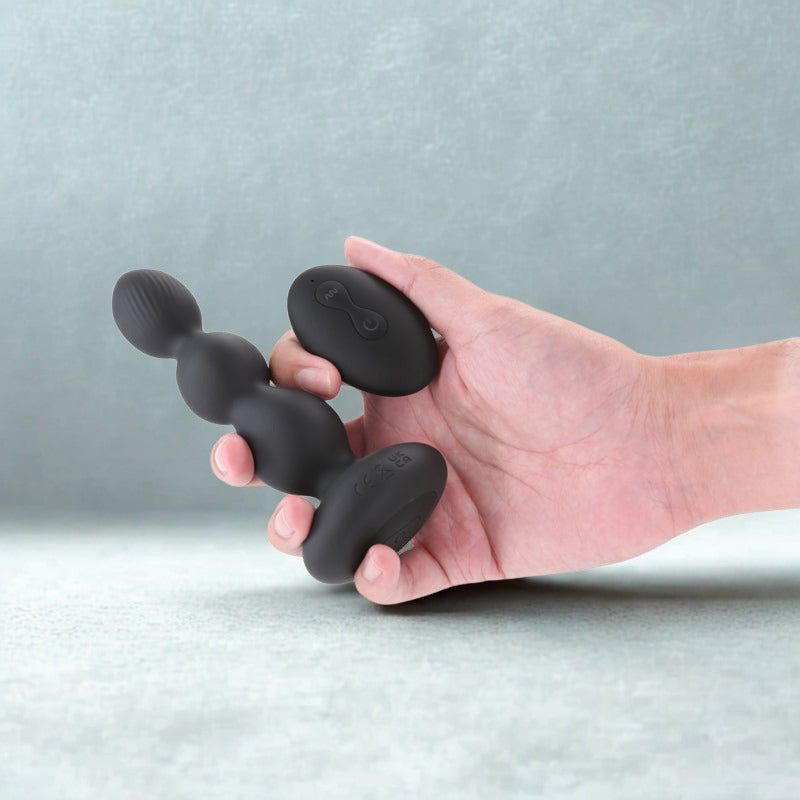 Renegade Valor - Black - Black 13.7 cm USB Rechargeable Vibrating Anal Beads with Wireless Remote