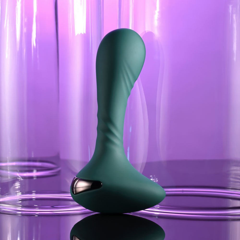 Gender X GOES ANYWHERE - Green 12.4 cm USB Rechargeable Vibrator - Silk and Sin