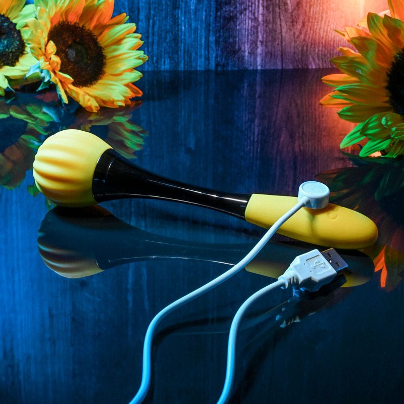 Gender X SUNFLOWER - Yellow 20 cm USB Rechargeable Massage Wand - Silk and Sin