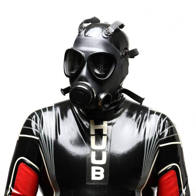 Military Adjustable Strap Rubber Gas Mask - Silk and Sin