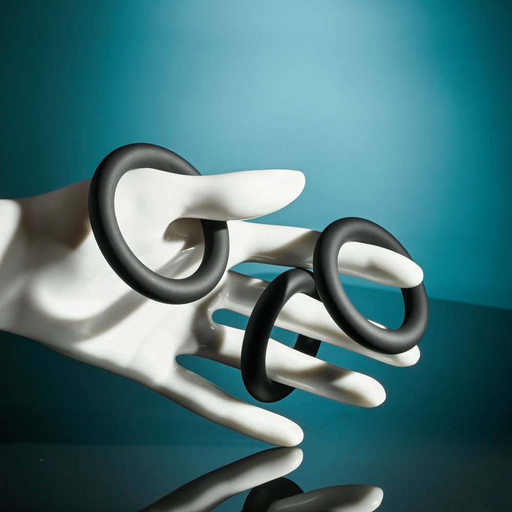 Selopa 3 RING CIRCUS - Black Cock Rings - Set of 3 Sizes - silkandsin