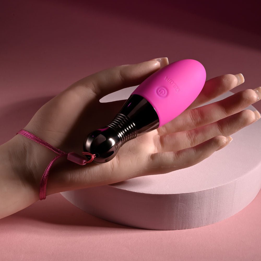 Selopa COMPANION - Pink 11.9 cm USB Rechargeable Vibrating Egg - silkandsin