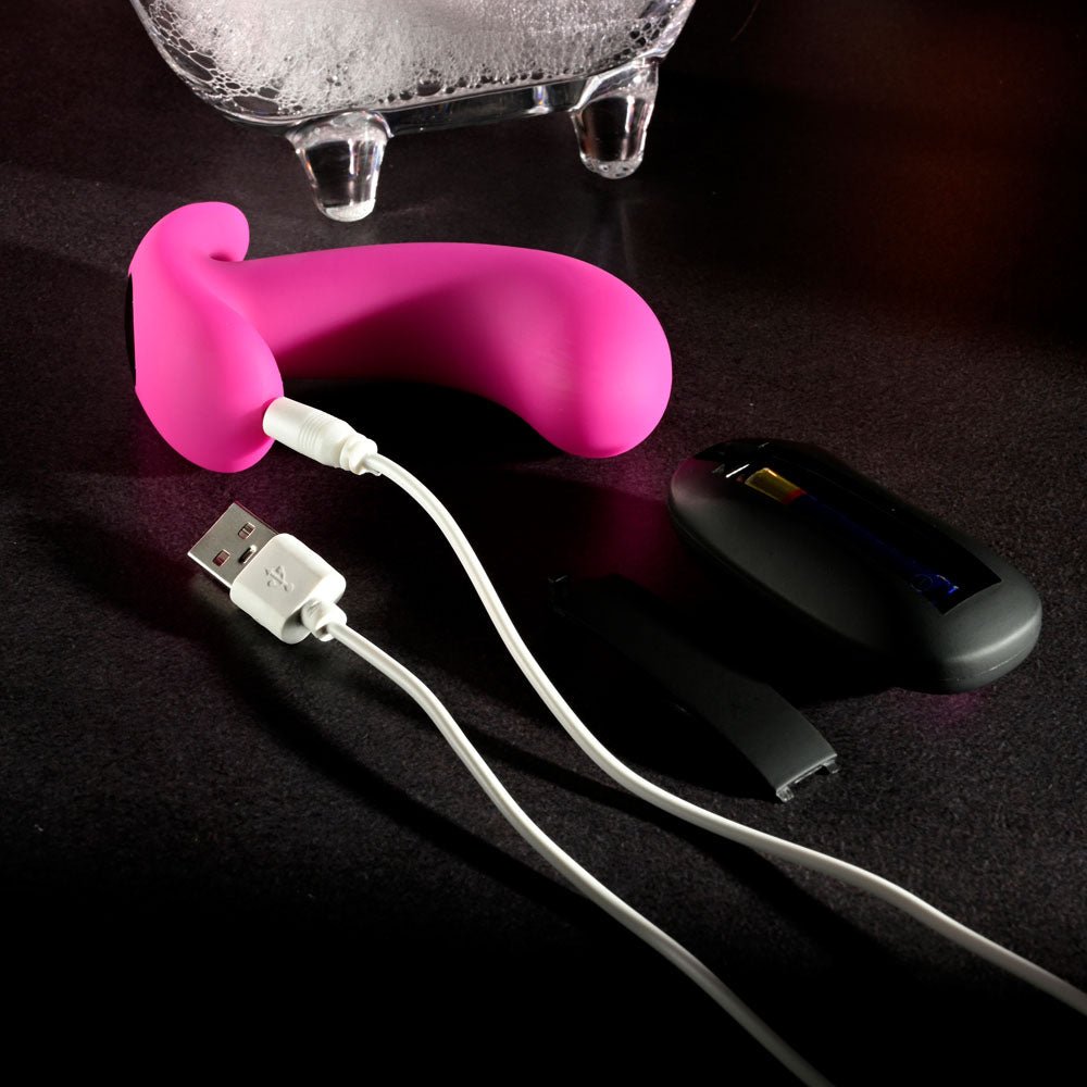 Selopa HOOKING UP - Pink 9.5 cm USB Rechargeable Vibrator with Wireless Remote - silkandsin