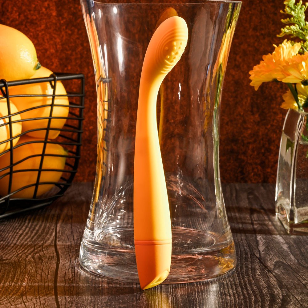 Selopa LEMON SQUEEZE - Yellow 18.4 cm USB Rechargeable Vibrator - silkandsin