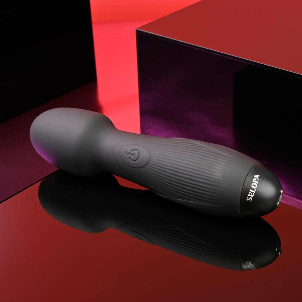 Selopa POWER TRIP - Black 18.8 cm USB Rechargeable Massage Wand - silkandsin