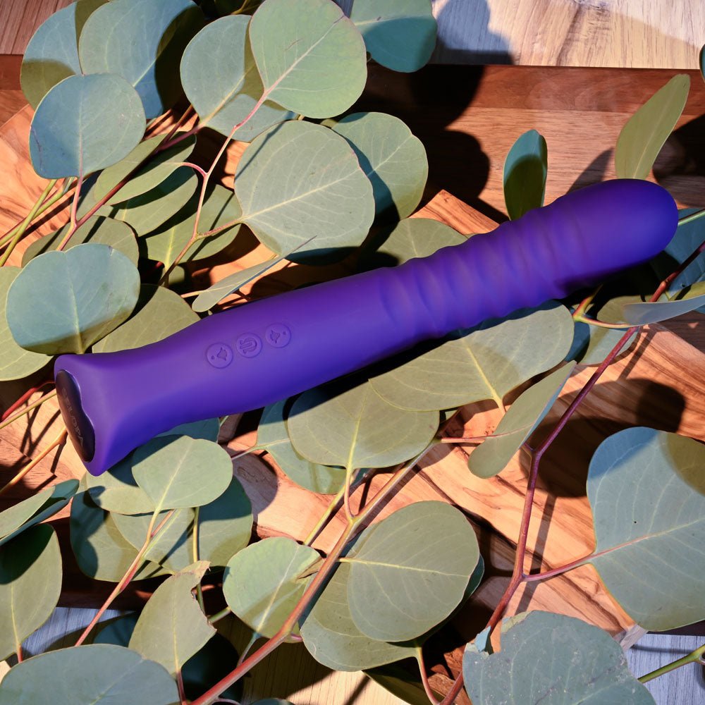 Selopa TRIXXXIE - Purple 22.2 cm USB Rechargeable Vibrator - silkandsin