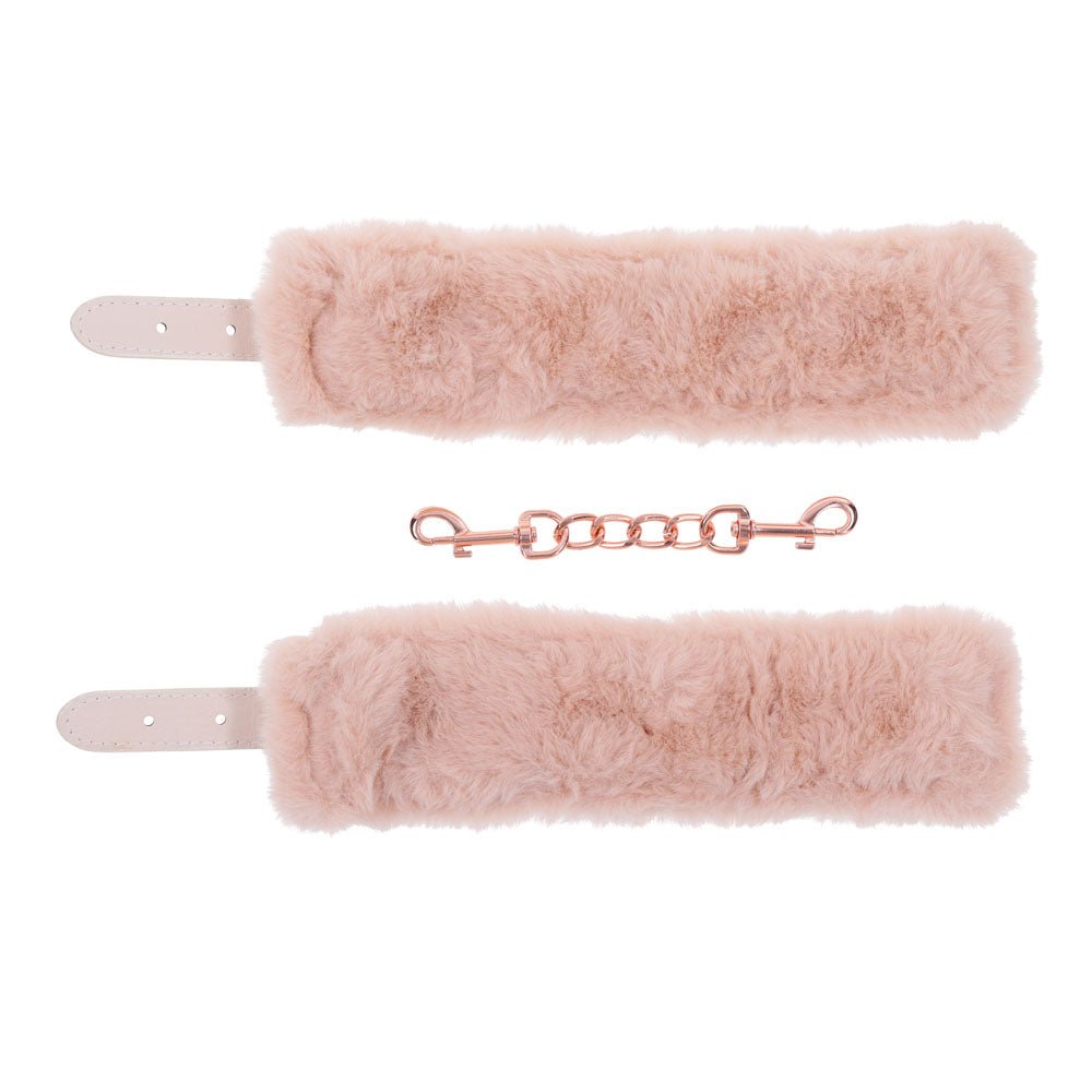 Sex & Mischief Peaches n CreaMe Fur Handcuffs - Peach Restraints - silkandsin