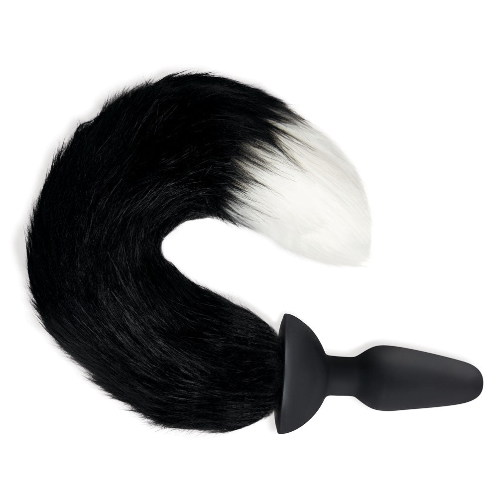 WhipSmart Furry Tales Silicone Foxtail Rechargeable Butt Plug - Black 9.5 cm Vibrating Butt Plug with Black Fox Tail & Remote Control - silkandsin