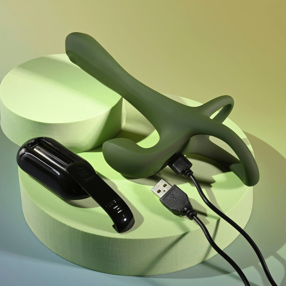 Zero Tolerance STRAP, TAP & GO - Green USB Rechargeable Vibrating & Tapping Penis Sleeve with Wireless Remote - silkandsin