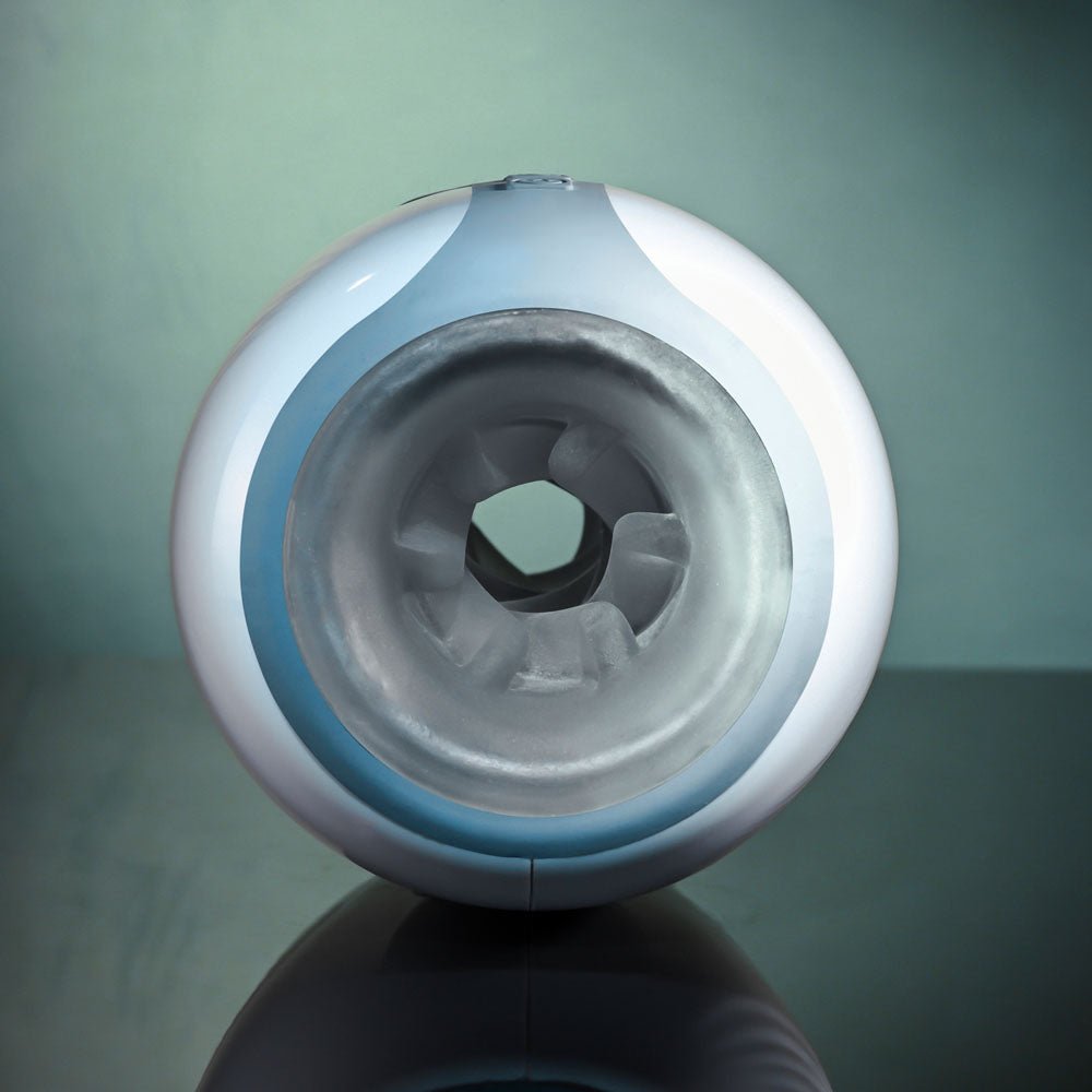Zero Tolerance TOUCHDOWN - White 15 cm USB Rechargeable Vibrating & Tightening Stroker - silkandsin